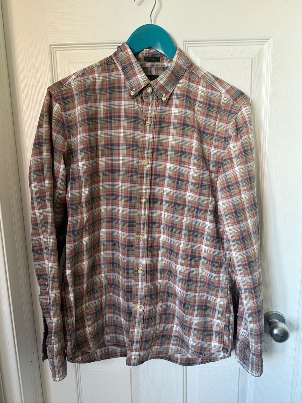 Men’s Buttong Down Long Sleeve J Crew | Size medium